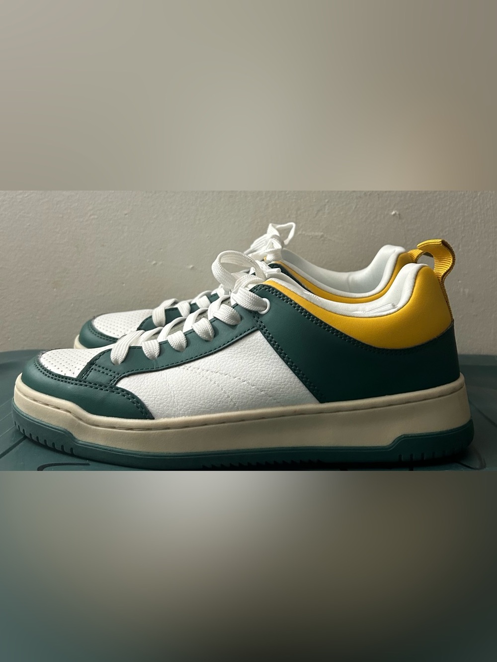 Steve Madden Renegade Platform Sneaker | White Green Yellow | Size 7.5 👟